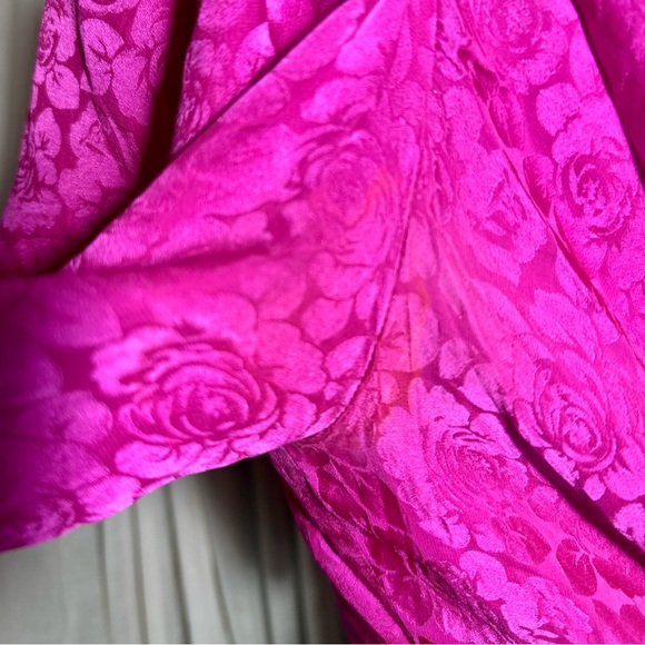 Vintage 80’s Argenti Silk Plunge Blouse - Picture 8 of 10